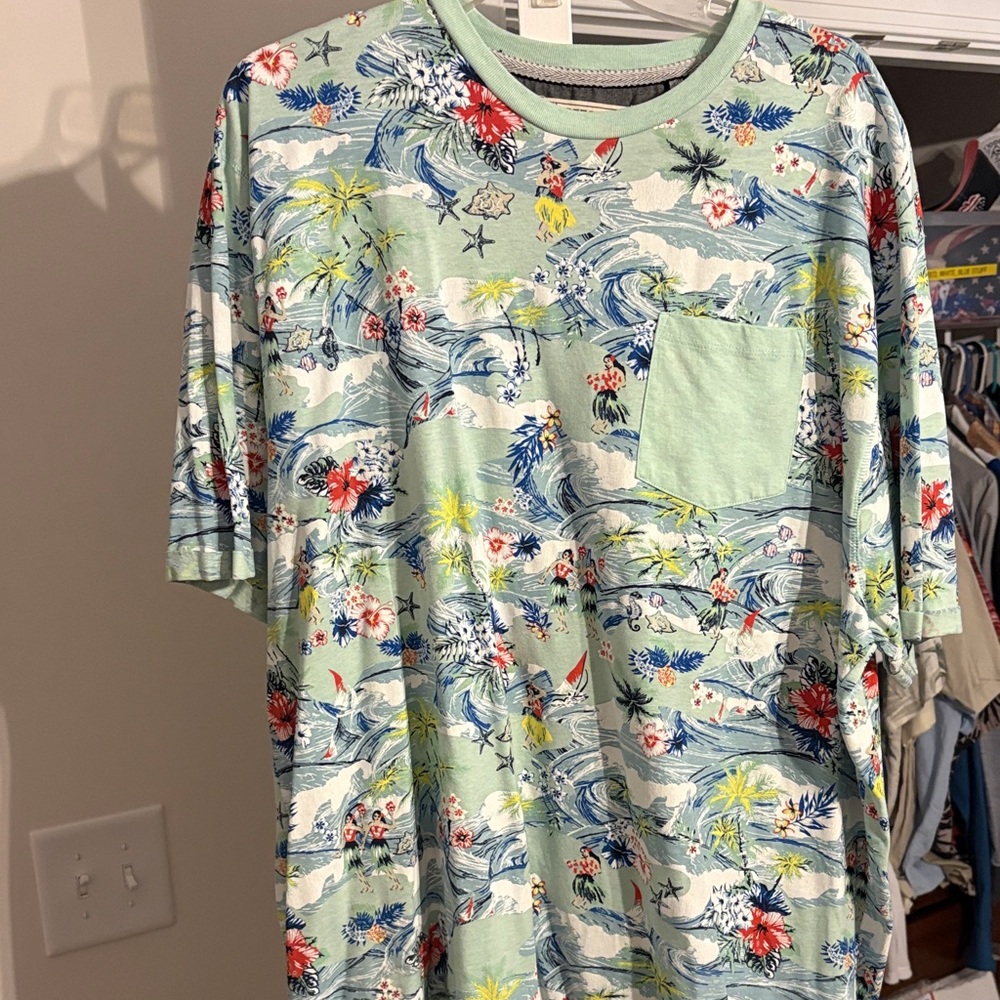 Hawaiian Free Planet Green T-Shirt